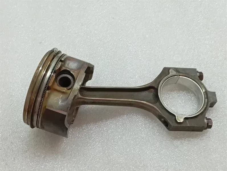 ASTON MARTIN Aston Martin Rapide Piston 9G43-02-11092 Piston