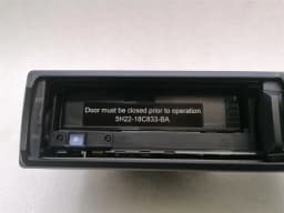 ASTON MARTIN Aston Martin Rapide 10-14 CD changer AH42-19C043-BA CD changer — thumbnail 7