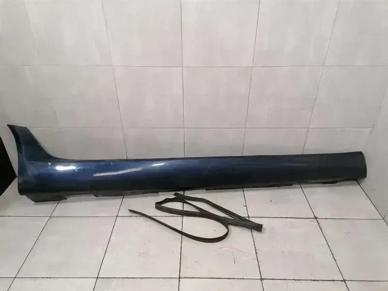 ASTON MARTIN Aston Martin Rapide side skirt AD43-10608-AB RIGHT side skirts