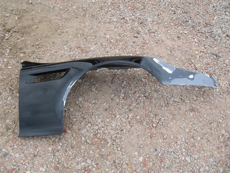 ASTON MARTIN ASTON MARTIN DB9 Volante Right Wing 4G43-16005-AS Front Right Fender