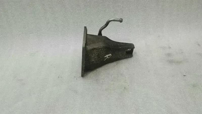 ASTON MARTIN Aston Martin DB9 Volante Right Engine Mount 4G43-7M125-CC Engine Mount Right