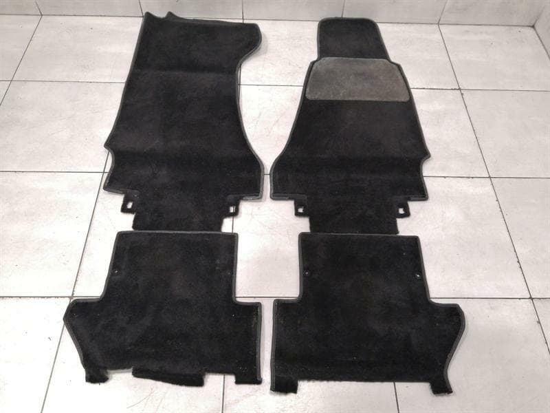 ASTON MARTIN ASTON MARTIN VANTAGE V12 FLOOR MAT RUGS SET BLACK RHD 6G33-13056-ADW