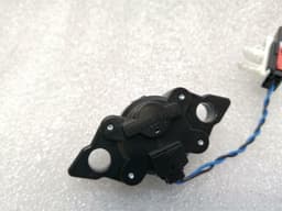 ASTON MARTIN Aston Martin Vantage V12 Boot Release Switch 6G33-32A50-AA Switch Tailgate — thumbnail 6