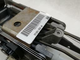 ASTON MARTIN Aston Martin Vantage V12 Steering Column 8D33-3C529-AB Steering Column — thumbnail 7