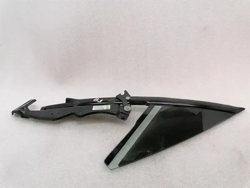 ASTON MARTIN RAPID Right Front 1/4 Glass AD43-C262A36-AL Door Window 1⁄4 Front RH