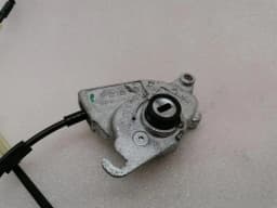 ASTON MARTIN ASTON MARTIN RAPIDE S Door Lock FRONT RIGHT 6F6A-A21812-BC Door Lock FRONT RE — thumbnail 4