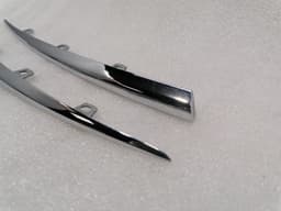 ASTON MARTIN ASTON MARTIN RAPID S Body Moulding AD43-13A538-AC Bar Rear End Trim — thumbnail 3