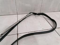ASTON MARTIN ASTON MARTIN RAPID S Body Moulding ED43-C519A38-AB Bar RIGHT — thumbnail 5