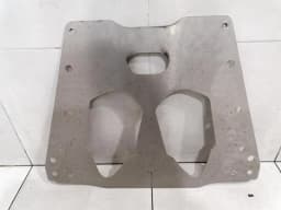 ASTON MARTIN ASTON MARTIN RAPID S UNDERTRAY DD43-F111K36-AB Underfloor Trim — thumbnail 6