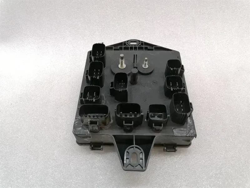 ASTON MARTIN ASTON MARTIN RAPID S Fuse Box BG33-14A1273-AB Fuse Box
