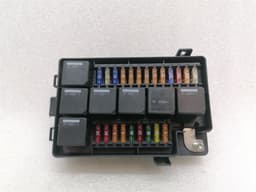 ASTON MARTIN ASTON MARTIN RAPID S Fuse Box AD43-14A073-AB Fuse Box — thumbnail 6
