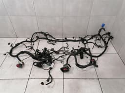ASTON MARTIN ASTON MARTIN RAPID S Wiring Loom FD43-14290-BD Harness FRONT LHD ENGINE BAY — thumbnail 8