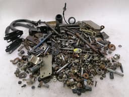 ASTON MARTIN ASTON MARTIN DB7 VANTAGE Screws Bolts from One Car Set Screws — thumbnail 7