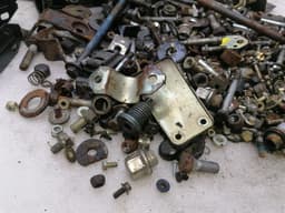 ASTON MARTIN ASTON MARTIN DB7 VANTAGE Screws Bolts from One Car Set Screws — thumbnail 6