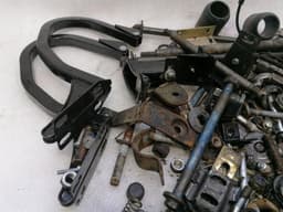 ASTON MARTIN ASTON MARTIN DB7 VANTAGE Screws Bolts from One Car Set Screws — thumbnail 9