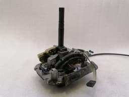ASTON MARTIN ASTON MARTIN DB7 VANTAGE Gear Selector 42-123382-AA Circuit Backdrop — thumbnail 5