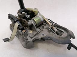 ASTON MARTIN ASTON MARTIN DB7 VANTAGE Gear Selector 42-123382-AA Circuit Backdrop — thumbnail 10