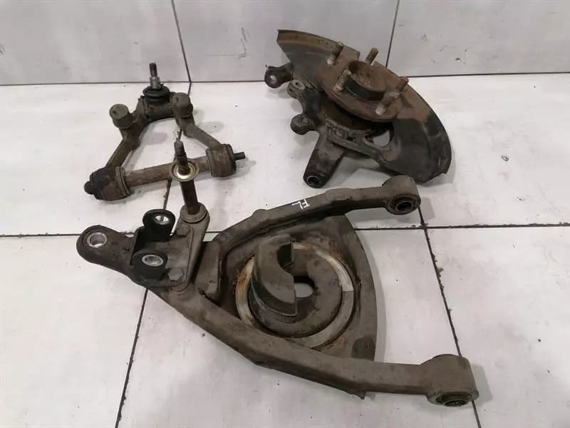 ASTON MARTIN ASTON MARTIN DB7 VANTAGE Left Front Hub 24-120985-AB Wheel Bearing Housing Front Left