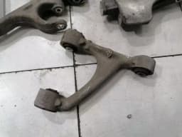ASTON MARTIN Aston Martin DB9 Volante Left Rear Hub AD23-5A971-AA Wheel Bearing Housing Rear Li — thumbnail 4