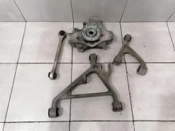 ASTON MARTIN Aston Martin DB9 Volante Left Rear Hub AD23-5A971-AA Wheel Bearing Housing Rear Li — thumbnail 1