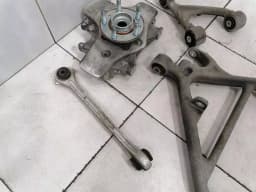 ASTON MARTIN Aston Martin DB9 Volante Left Rear Hub AD23-5A971-AA Wheel Bearing Housing Rear Li — thumbnail 5