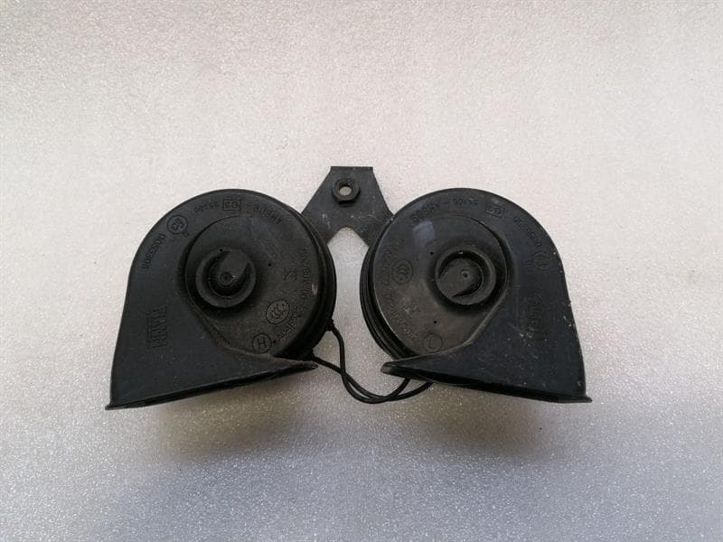 Aston Martin DB9 Volante Horn AD23-13A803-BA Horn Fanfare