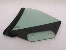 ASTON MARTIN Aston Martin DB9 Volante Right Rear Quarter Glass 7G43-L29750-BA Door Panel 1/4 Re — thumbnail 2