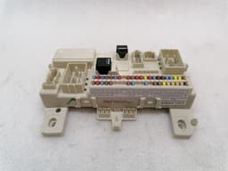 ASTON MARTIN Aston Martin DB9 Volante Fuse Box 31268178 Fuse Box — thumbnail 5