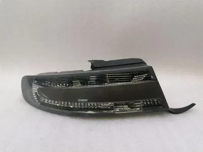 ASTON MARTIN Aston Martin DB9 Volante left rear light 8D33-13405-AK tail light rear left