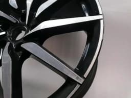 ASTON MARTIN Aston Martin DB11 Alloy Wheel HY53-1007-CA DB11 9JX20 ET48 Alloy Wheel 9JX20 — thumbnail 5