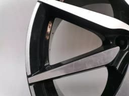 ASTON MARTIN Aston Martin DB11 Alloy Wheel HY53-1007-CA DB11 9JX20 ET48 Alloy Wheel 9JX20 — thumbnail 3