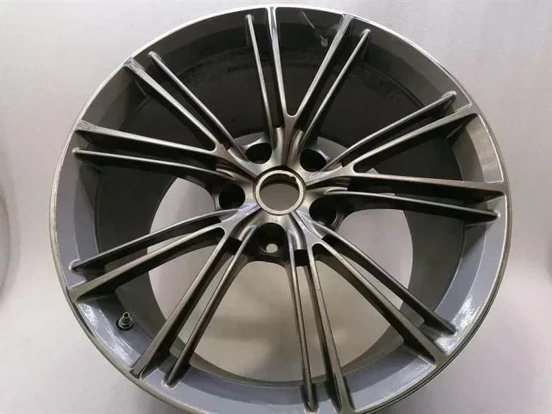 ASTON MARTIN Aston Martin Vanquish 11.5J X20 ET50 Alloy Wheel CD33-9965G-CA Alloy Wheel