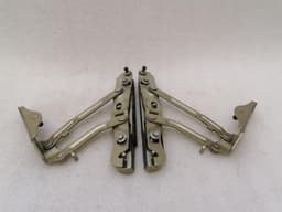 ASTON MARTIN Aston Martin DB9 COUPE boat hinge 4G43-42740-AD tailgate hinge — thumbnail 4