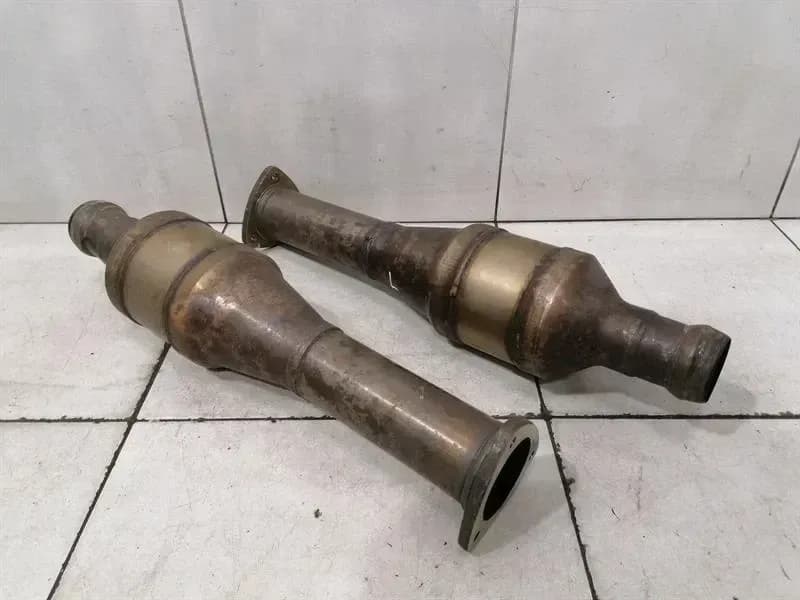 Aston Martin DB9 COUPE Catalytic Converter Set 4G43-5E211-AC Catalytic Converter Kit
