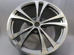 ASTON MARTIN Aston Martin Vantage V12 Alloy Wheel CD23-9965G-AA Alloy Wheel 11JX19 ET68 — thumbnail 1