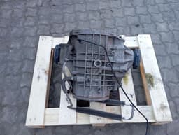 ASTON MARTIN Aston Martin DB9 COUPE Rear Diff 4G43-4200-AA Rear Differential — thumbnail 4