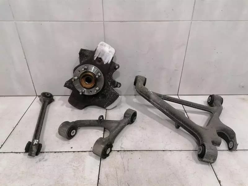 ASTON MARTIN DB9 COUPE Left Rear Hub 8D33-5A971-AB Wheel Bearing Case Rear Left