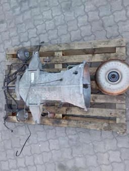 ASTON MARTIN Aston Martin DB9 COUPE Gearbox 4G43-70041-AF Transmission 6HP26 — thumbnail 3