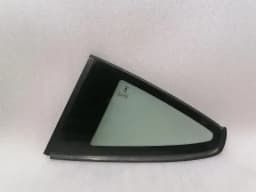 FERRARI Ferrari 612 Scaglietti F137 Left Rear 1/4 Glass 66855700 Door Glass 1/4 Rear LH — thumbnail 1