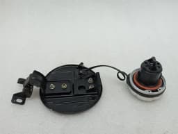 FERRARI Ferrari 612 Scaglietti F137 fuel filler cap 190469 fuel cap tank flap — thumbnail 4