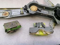 FERRARI Ferrari 612 Scaglietti Left Front Door Winder 66856700 Window Regulator Front Left — thumbnail 8