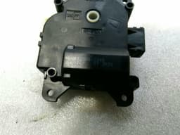 ASTON MARTIN Aston Martin Vanquish S AM29 Vent Flap Motor Set 113800-2340 Servo Motor Set — thumbnail 2
