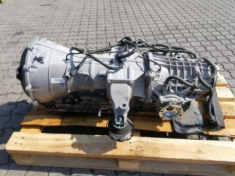 2016 ASTON MARTIN DB9 DG43-4200-AA Diff + Gearbox CD33-70041-AA V12 6.0 CAR