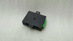 ASTON MARTIN Aston Martin Vanquish S AM29 Boat Module CD33-26490-BC Tailgate Control Unit — thumbnail 6