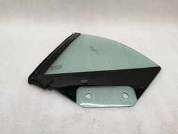 ASTON MARTIN Aston Martin DB9 Volante Left Rear Quarter Glass FD33-76-10159 Door Panel 1/4 2014 — thumbnail 5