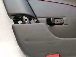 ASTON MARTIN Aston Martin DB9 Volante Door Card Left 4G43-23943B-W Front Left Door Panel — thumbnail 7
