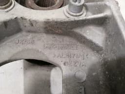 ASTON MARTIN Aston Martin DB9 2015 Right Front Hub 8D33-3K186-AC Wheel Bearing Housing Front Right — thumbnail 4