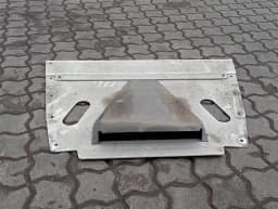 ASTON MARTIN Aston Martin Rapide AMR Rear Undertray AD43-17C857-BB Underbody Trim — thumbnail 3