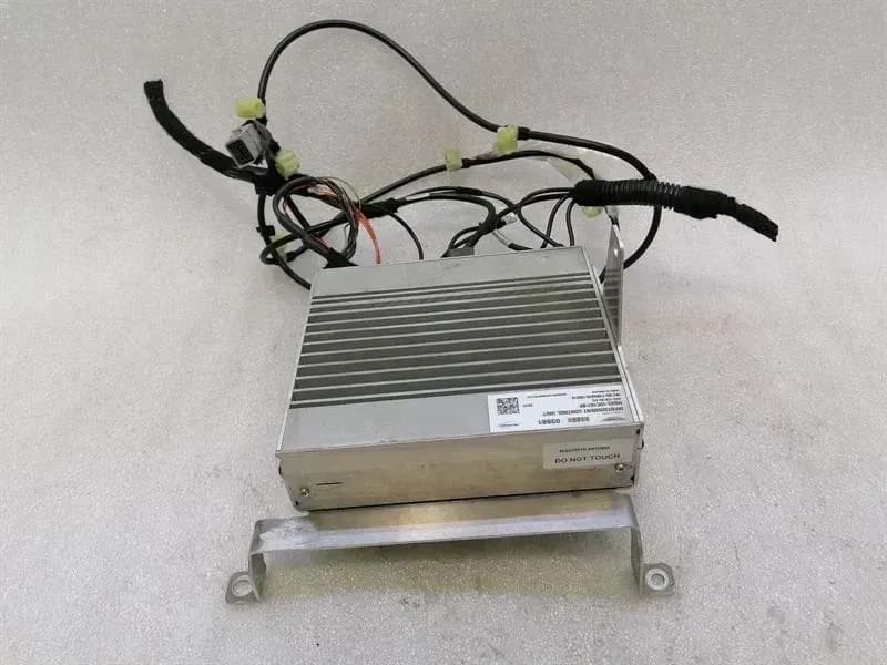 Aston Martin Rapid AMR Infotainment Module HG33-19C101-BF Control Unit