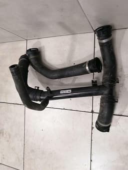 ASTON MARTIN Aston Martin DB9 V12 cooling pipe CD33-8556-AB cooling water hose hose set — thumbnail 2